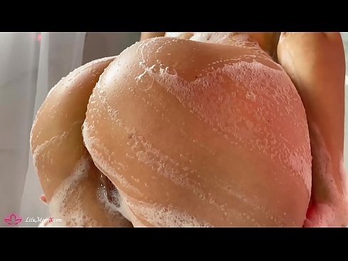 ❤️ Brunette Masturbeert Kut met Vibrator tot intens Orgasme onder Douche ️❌ Beautiful porno at us ❌