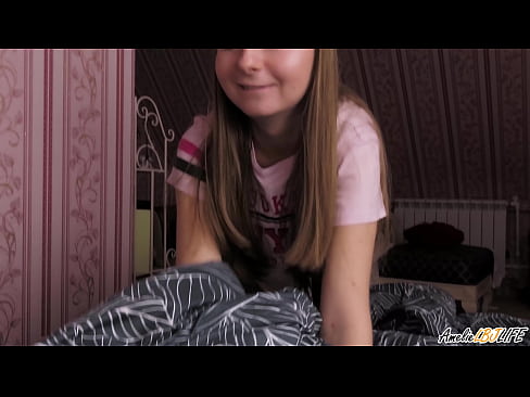 ❤️ Blondie zuigt haar BFF's diep en krijgt Cum in haar mond ️❌ Beautiful porno at us ❌